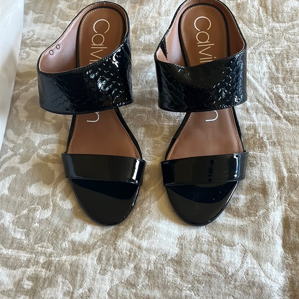 Calvin Klein Black Patent Double-Strap Slide Sandals